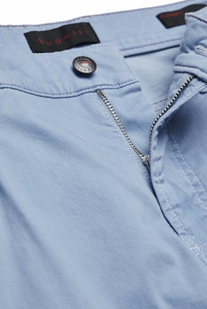  320 hellblau