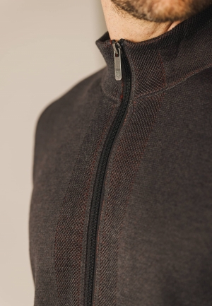 met donkerrode accenten 9829 donkerantr
