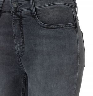Laura D910 authentic