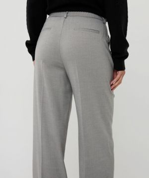  Light grey mela