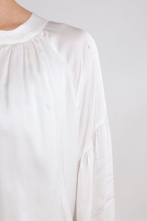 Elly 17 Off white