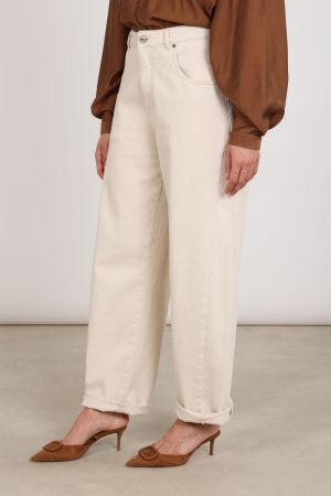 Petra off white