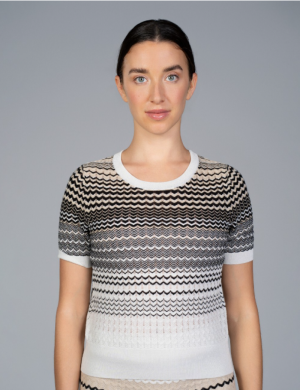 226104851 102 off white